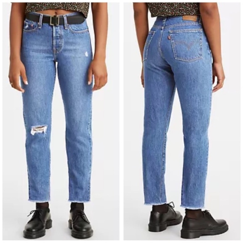 Levis Wedgie High Rise Distressed Straight Leg Raw Hem Athens Jean Size 24